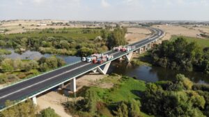 Imagen prueba carga puente guadiana